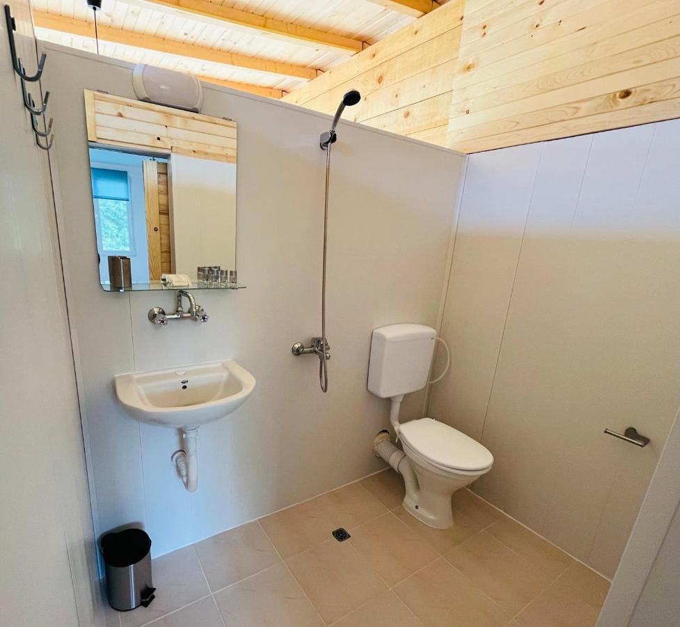 Cozyhut Бунгало Под Наем เชอร์โนโมเรทส์ ภายนอก รูปภาพ