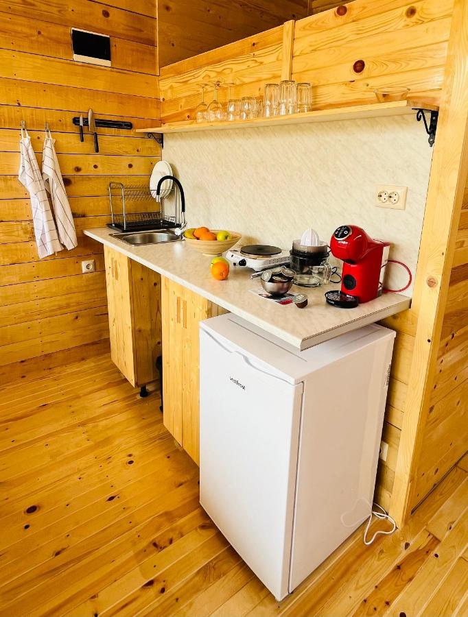 Cozyhut Бунгало Под Наем เชอร์โนโมเรทส์ ภายนอก รูปภาพ